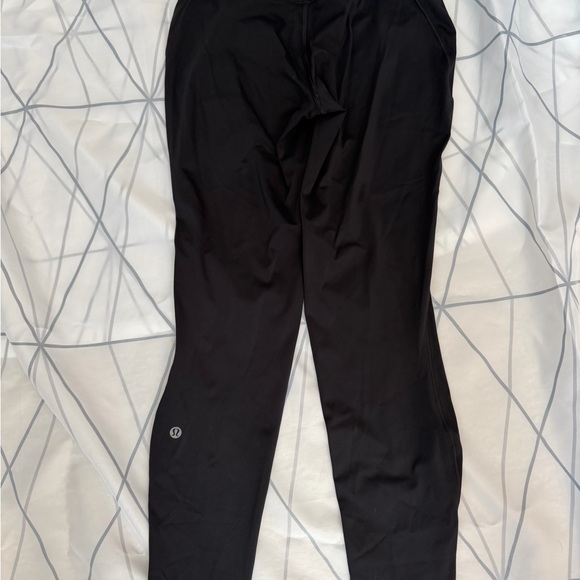 Lululemon Base Pace High Rise, Size 8, excellent condition - Picture 3 of 5